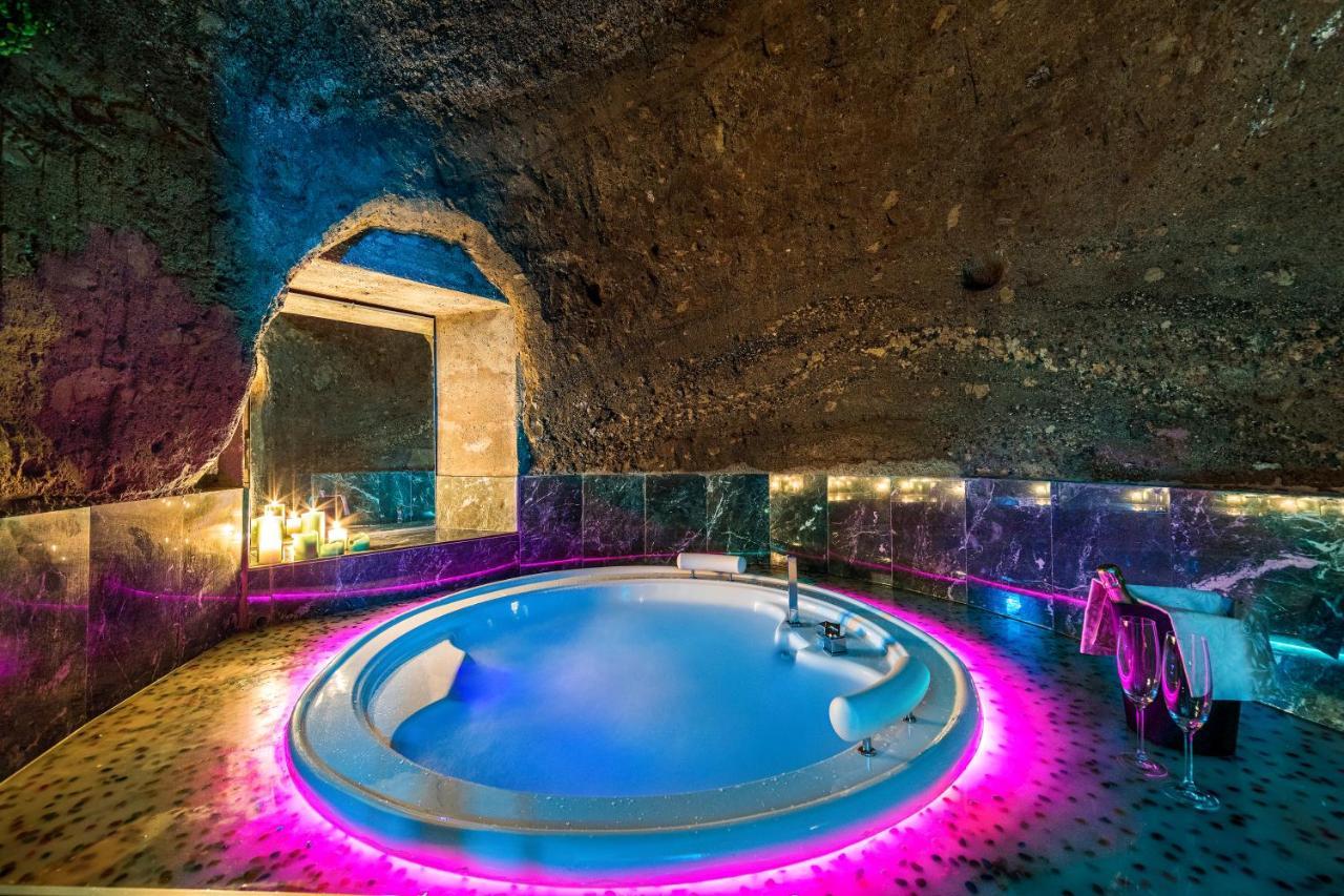 Hotel Il Confessionale Castelnuovo Di Porto Esterno foto